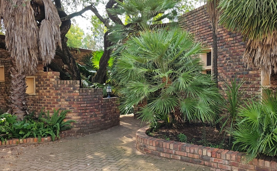 5 Bedroom Property for Sale in Hoopstad Free State